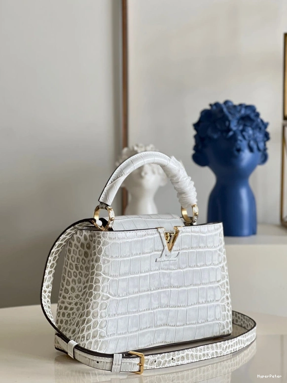 VUITTON LOUIS CAPUCINES BB 0801